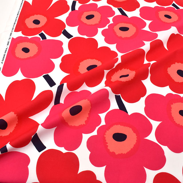 生地 marimekko-マリメッコ- ピエニウニッコ (065205) 001.ホワイト×レッド 09Ac04_