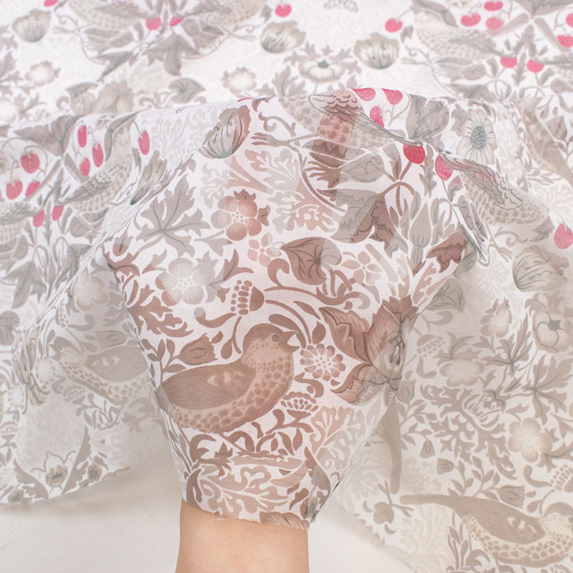 生地 moda-モダ- BEST OF MORRIS STRAWBERRY THIEF いちご泥棒/オパール加工(8076) 15.白×薄グレー 09Ac04_