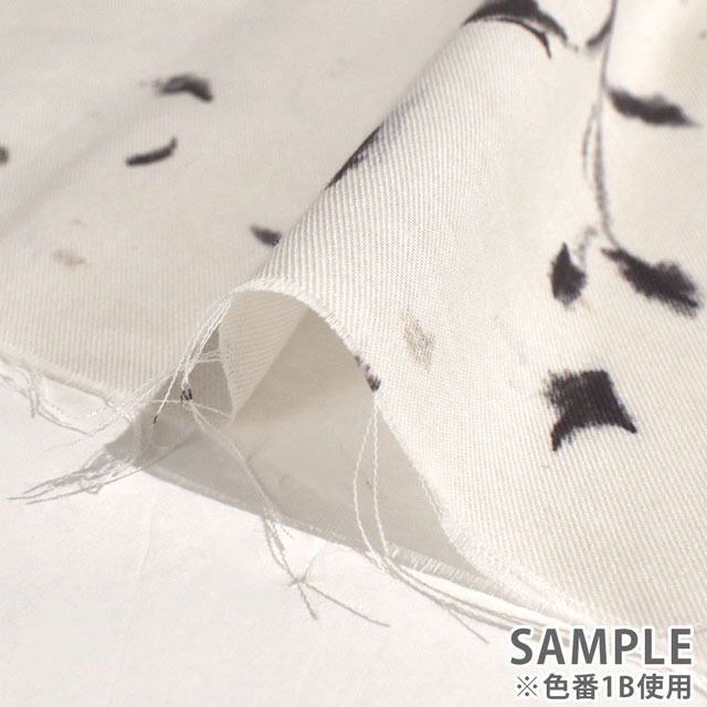 生地 naniIRO-ナニイロ- Flowers bloom/綿シルク(EGX-11260) 1C.グリーン 09Ac04_