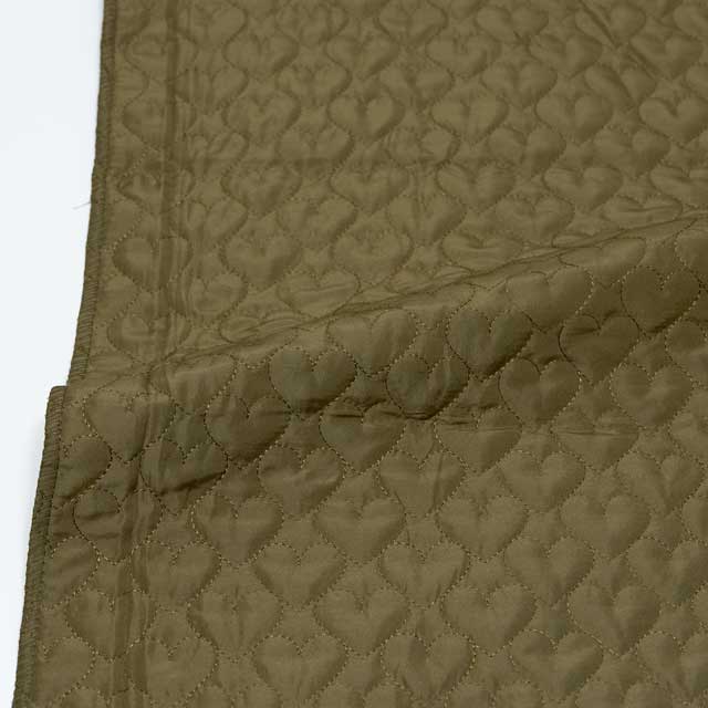 生地 ポリエステル立体キルト ハート柄/キルティング 幅130cm×長さ50cm 1枚入り(Q9504-05-1) 1C.カーキ 15Yy88_