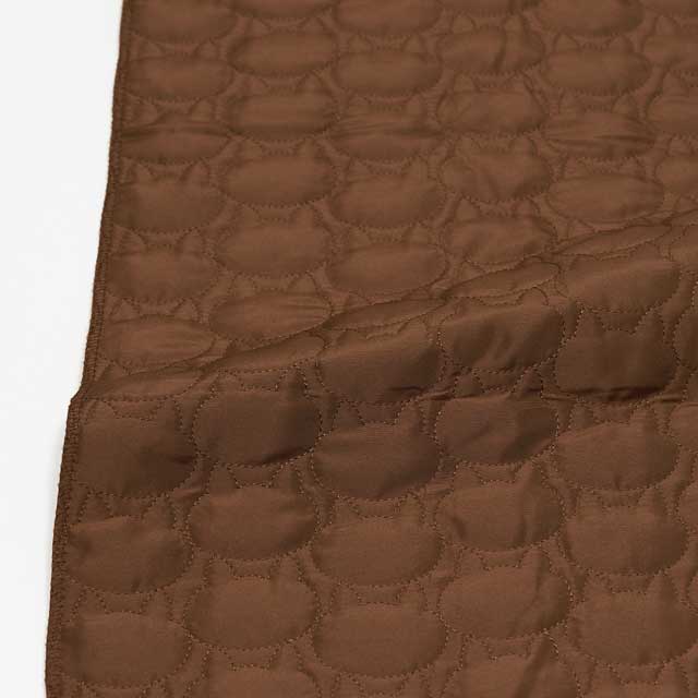 生地 ポリエステル立体キルト ネコ柄/キルティング 幅130cm×長さ50cm 1枚入り(Q9504-05-1) 6D.ブラウン 15Yy88_