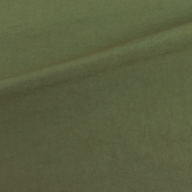 5.オリーブグリーン
