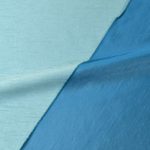 生地 シャンブレーシャンタン(T3220) 17.水色×縹色(はなだいろ) 10Ae08_