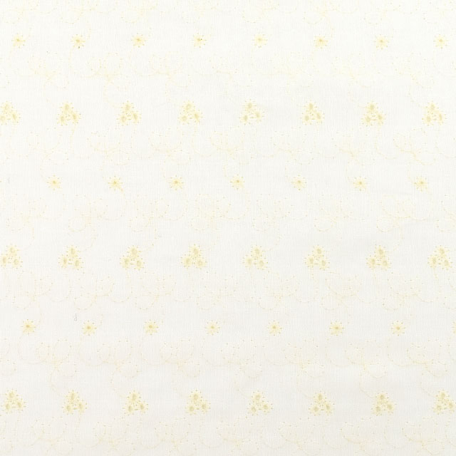 A.オフホワイト