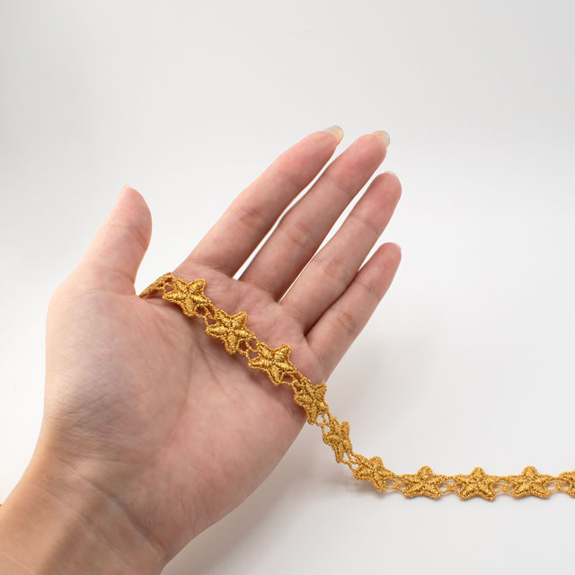 デザインレースユキ ケミカルレース 星(10677CC) 長さ約1m 金ラメ 07Ac99j