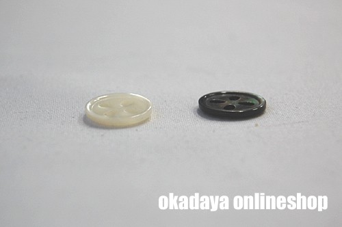 しずく四つ穴シェルボタン(172005) 13mm 9.黒(黒蝶貝) 08Bg99_
