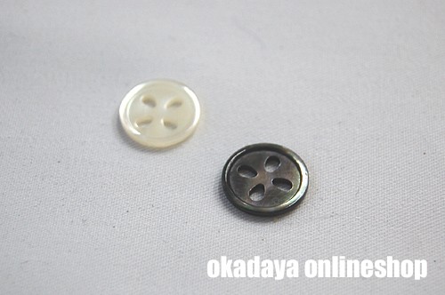 しずく四つ穴シェルボタン(172005) 13mm 9.黒(黒蝶貝) 08Bg99_