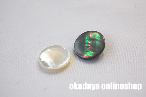 裏穴シェルボタン(601) 10mm 白(高瀬貝) 08Bg99_