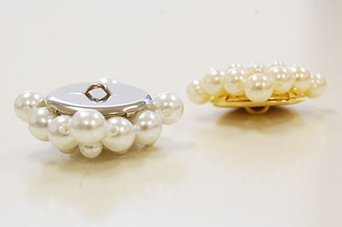 パールスクエアボタン(TI-108) 25mm シロ/S 08Bg99_