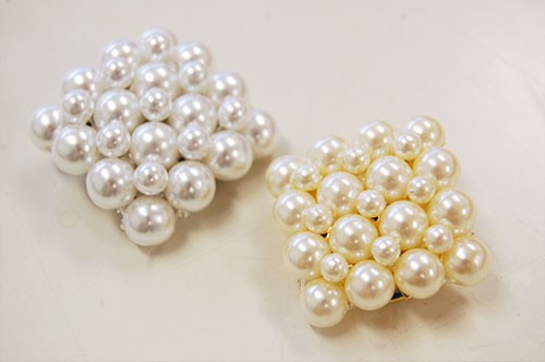 パールスクエアボタン(TI-108) 25mm シロ/S 08Bg99_