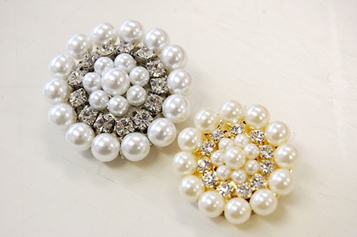 パールフラワークリスタルボタン(TI-114) 20mm シロ/S 08Bg99_