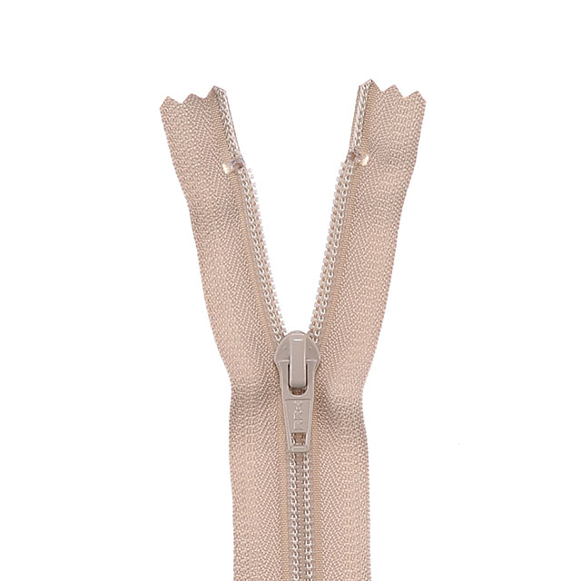 572.ライトアッシュベージュ