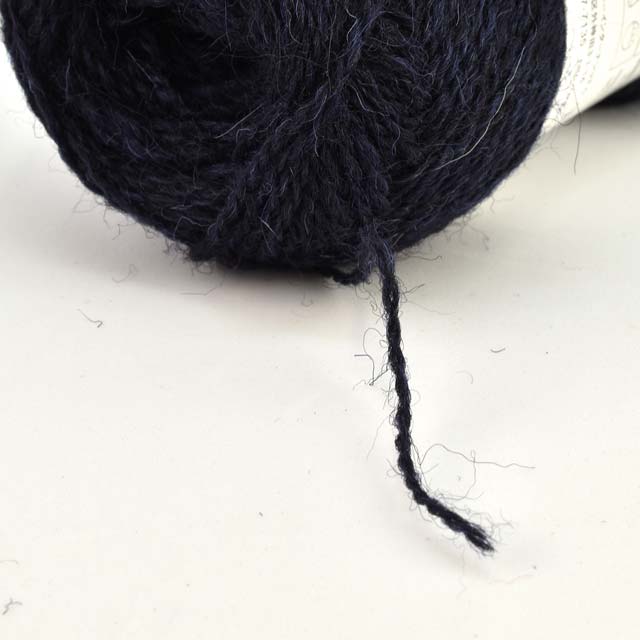 毛糸 パピー ブリティッシュファイン 色番1 06Co99_