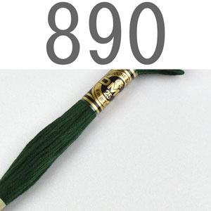 890