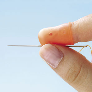 クロバー カラフルラバーシンブル 小 14mm(57-391) 08Ac99_