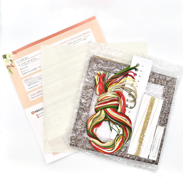 刺しゅうキット コスモ フラワーアレンジメント クロスステッチ(522201) 椿のお正月飾り 06Bi99_