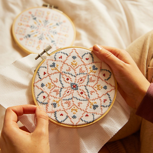 刺しゅうキット DMC メディテイティブ・マンダラ クロスステッチデュオキット(BK1953) 06Bi99_