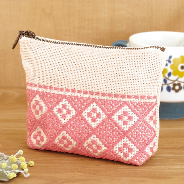 オリムパス こぎん刺しキット ポーチ 四つ花コ(26) ベージュ×ピンク 06Bi99_