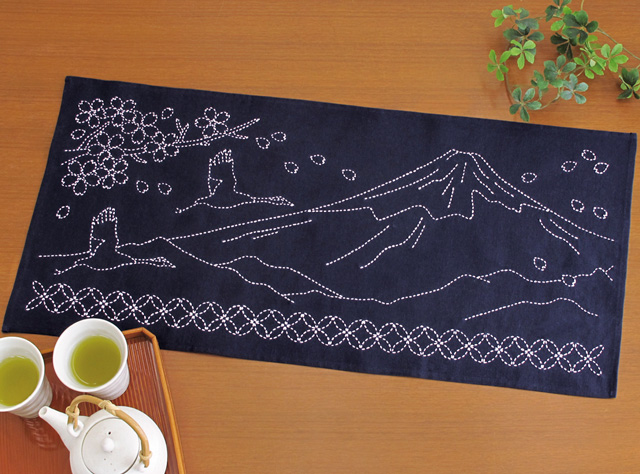 オリムパス 刺し子キット テーブルセンター 富士と七宝つなぎ (SK-291) 紺 06Bi99_