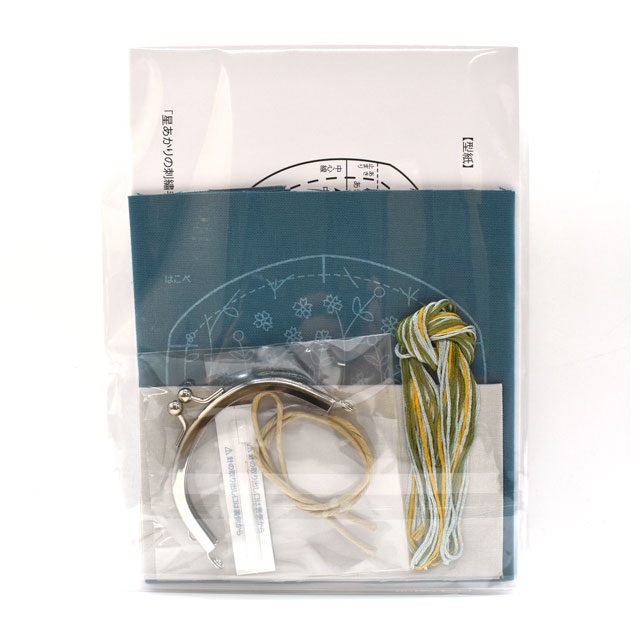 刺しゅうキット 戸塚刺しゅう×星燈社 星あかりの刺繍手帖2 がま口 はこべ(541) 06Bi99_