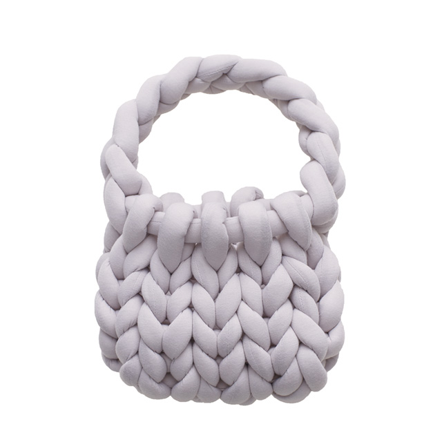 ムック本 マンドゥバッグが作れる! 手だけで編めるチャンキーニット糸付きBOOK 06Cr99j