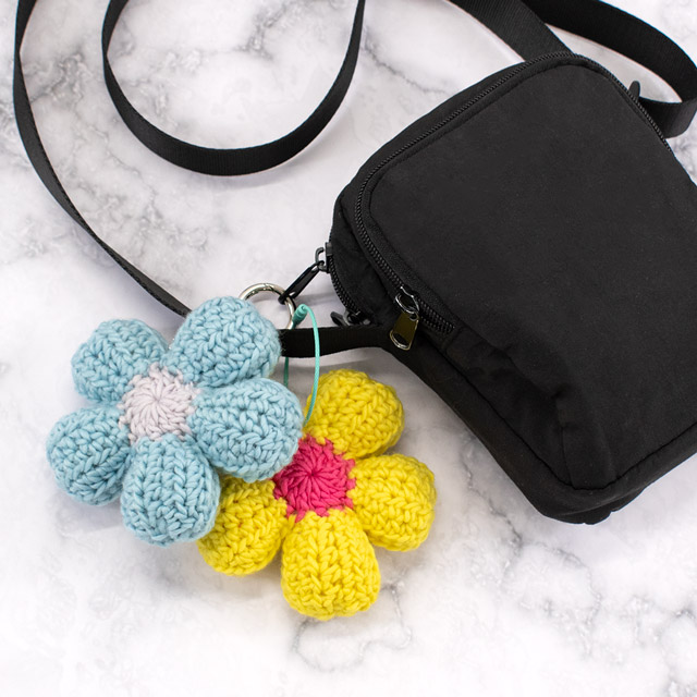 レシピNo.OKH-0074 大きなお花のチャーム(FR25-11)