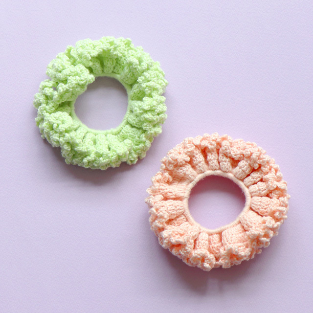 レシピNo.OL-30 自然のつむぎSEN 1玉でつくる ふりふりシュシュ（N25-2）