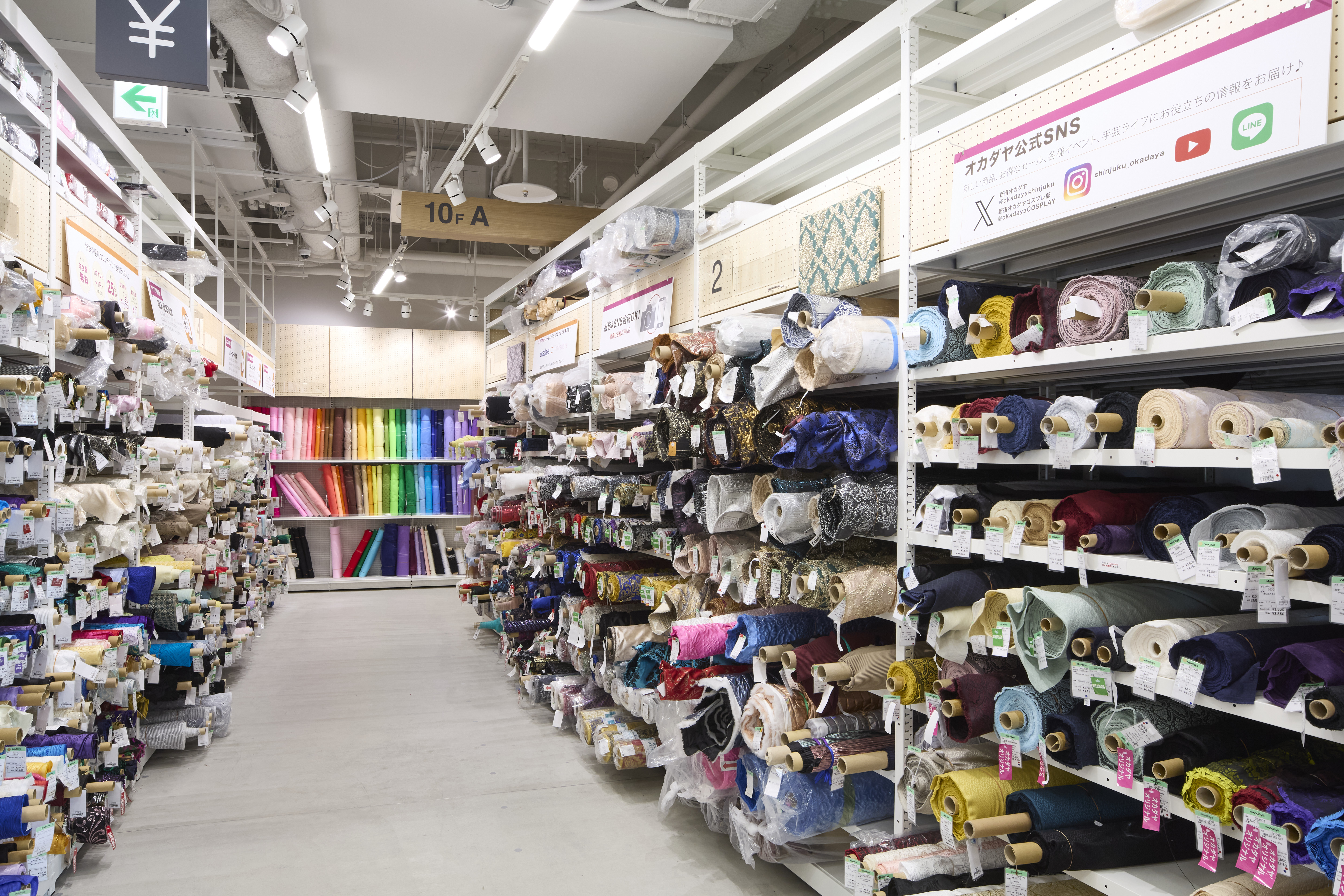 新宿オカダヤ本店10F    