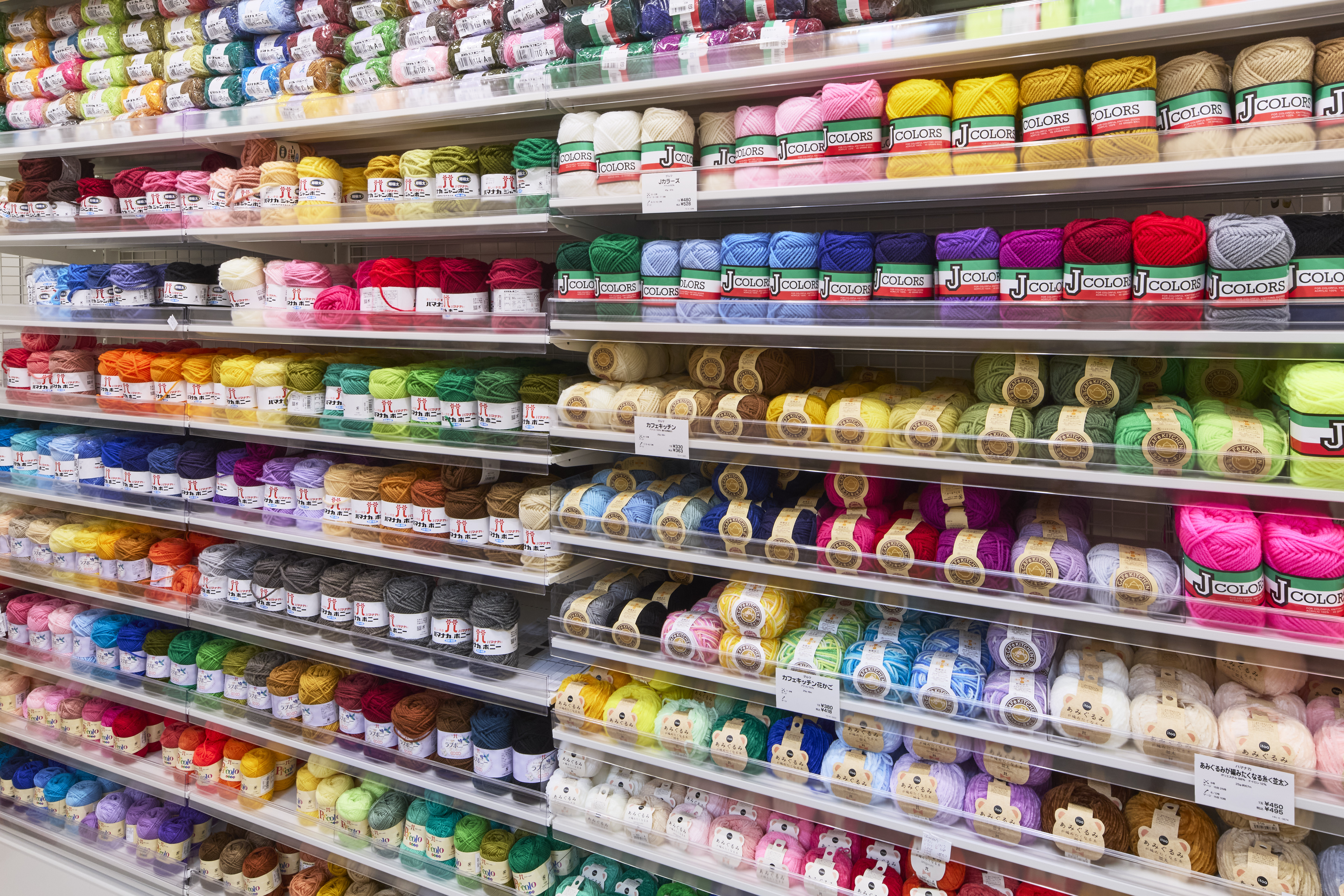 新宿オカダヤ本店6F