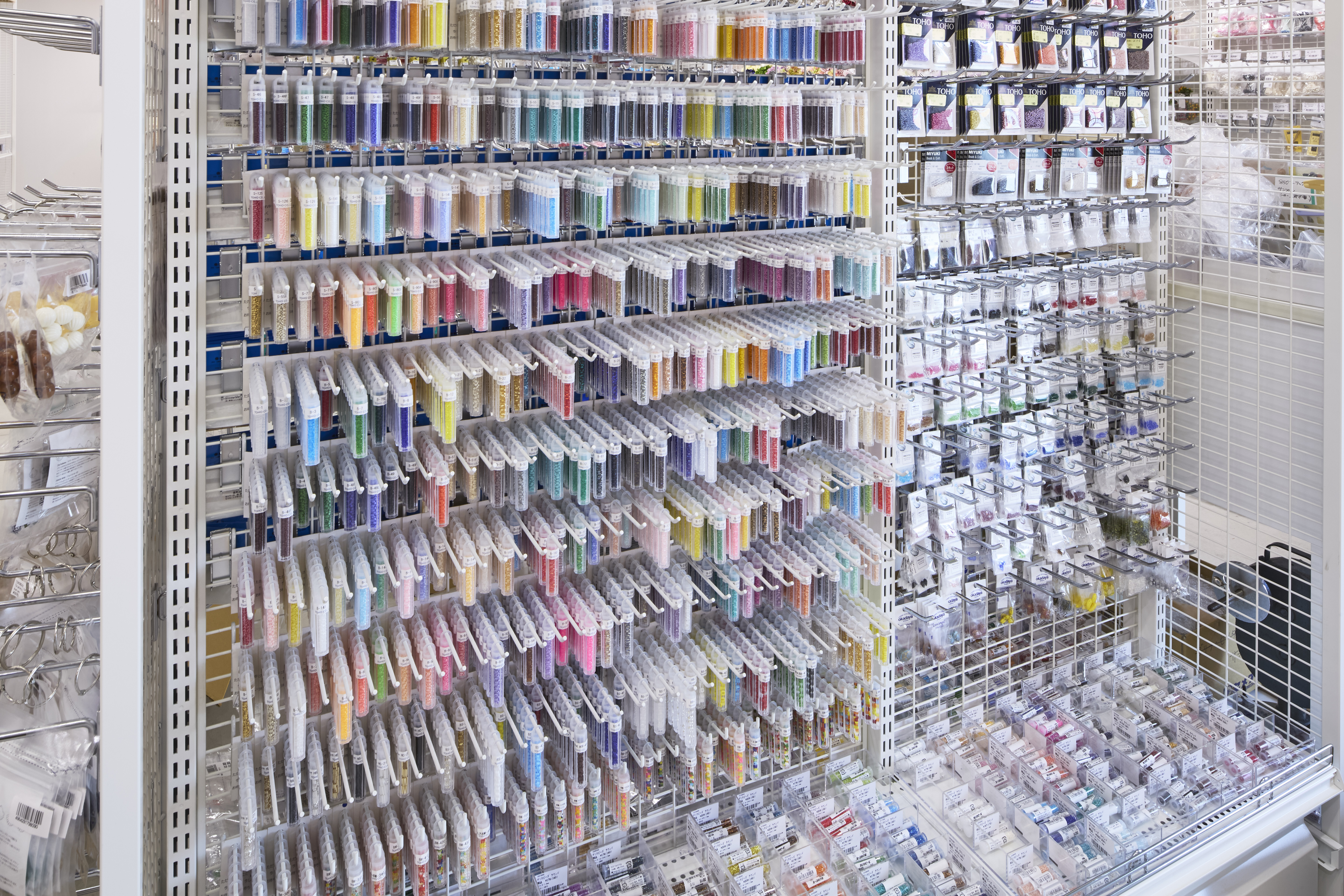 新宿オカダヤ本店6F